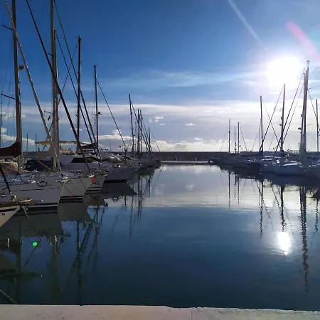 Atico Castillo Primera Linea Playa *