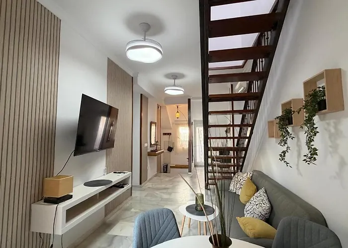 Atico Castillo Primera Linea Playa Фуенхірола