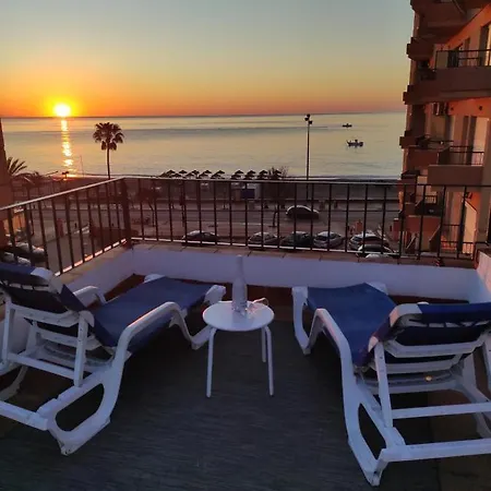 Apartment Atico Castillo Primera Linea Playa Fuengirola