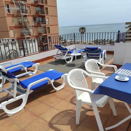 Апартаменты Atico Castillo Primera Linea Playa Фуэнхирола