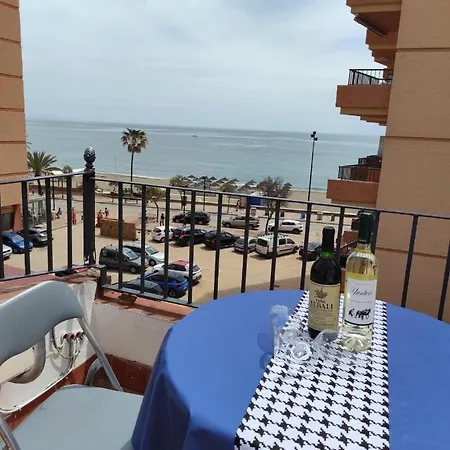 Апартаменты Atico Castillo Primera Linea Playa Фуэнхирола
