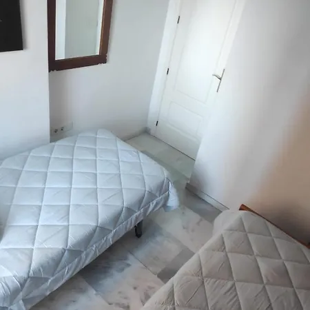 Atico Castillo Primera Linea Playa Апартаменты *