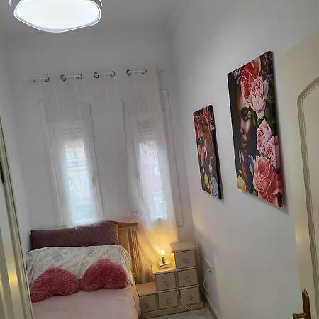 Atico Castillo Primera Linea Playa * Фуэнхирола