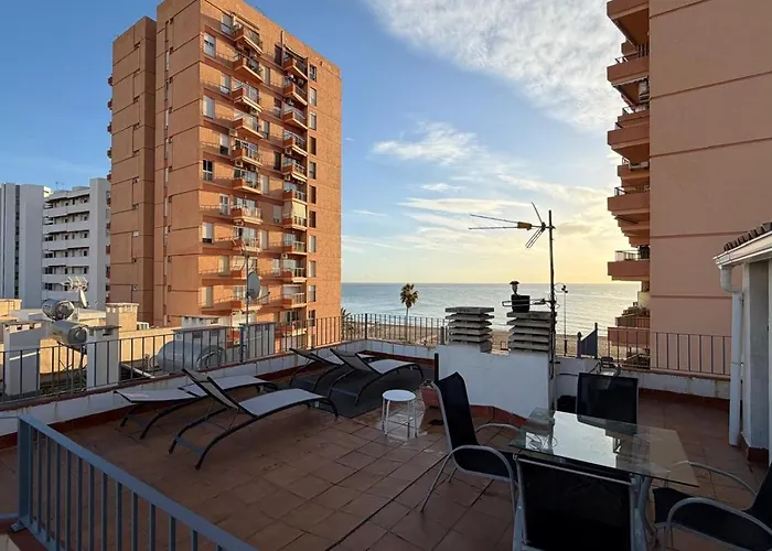 Atico Castillo Primera Linea Playa * Fuengirola